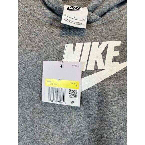 Nike Unisex Sportswear Club Fleece Crop Hoodie (Little Kids/Big Kids) - Picture 3 of 5